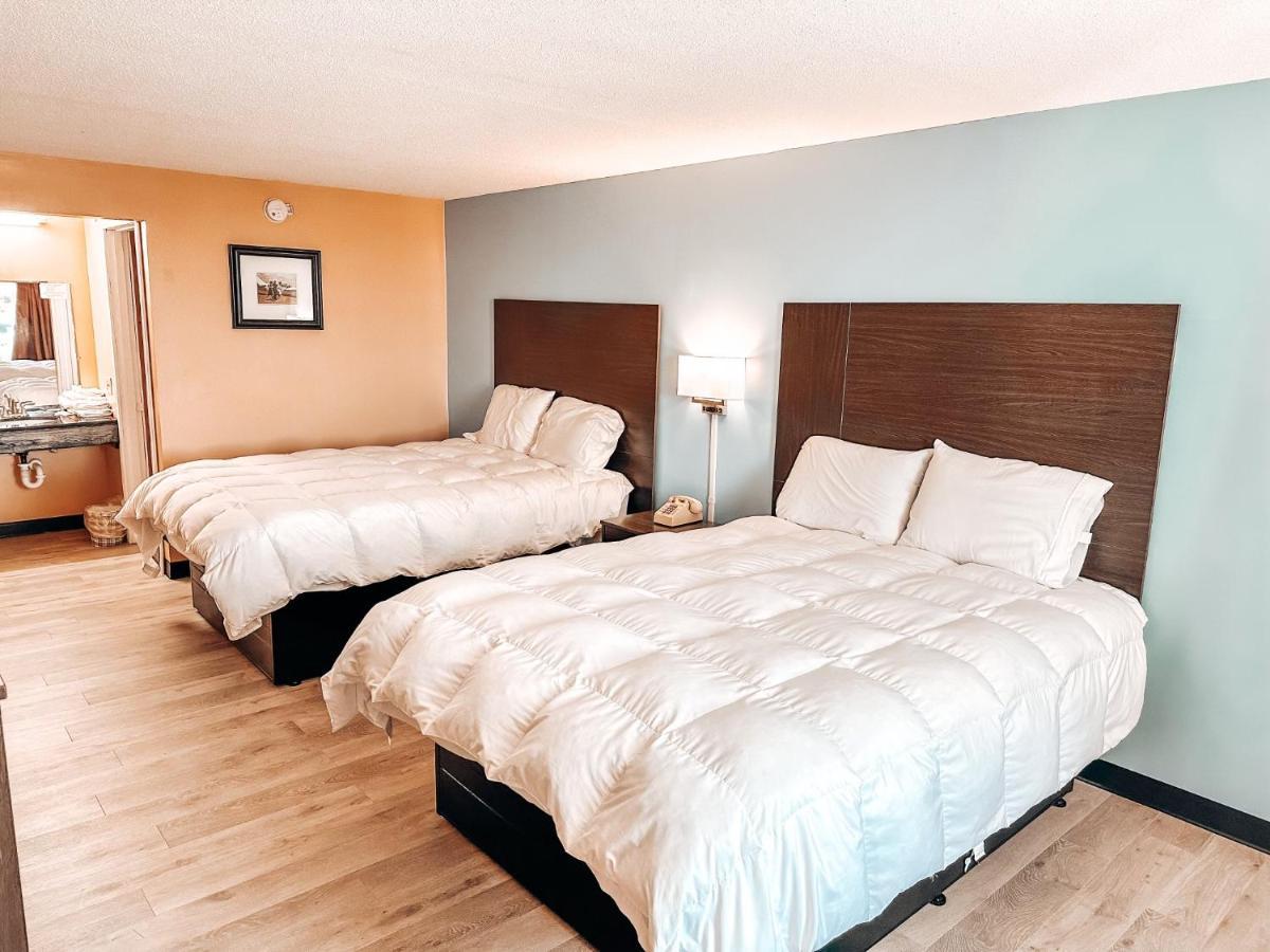 Laker Inn Jamestown Екстериор снимка