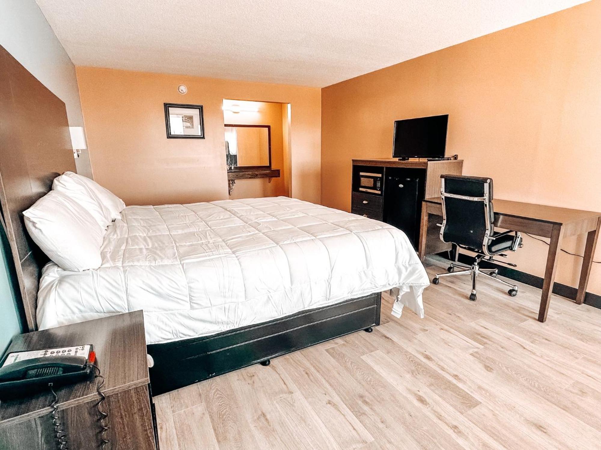 Laker Inn Jamestown Екстериор снимка